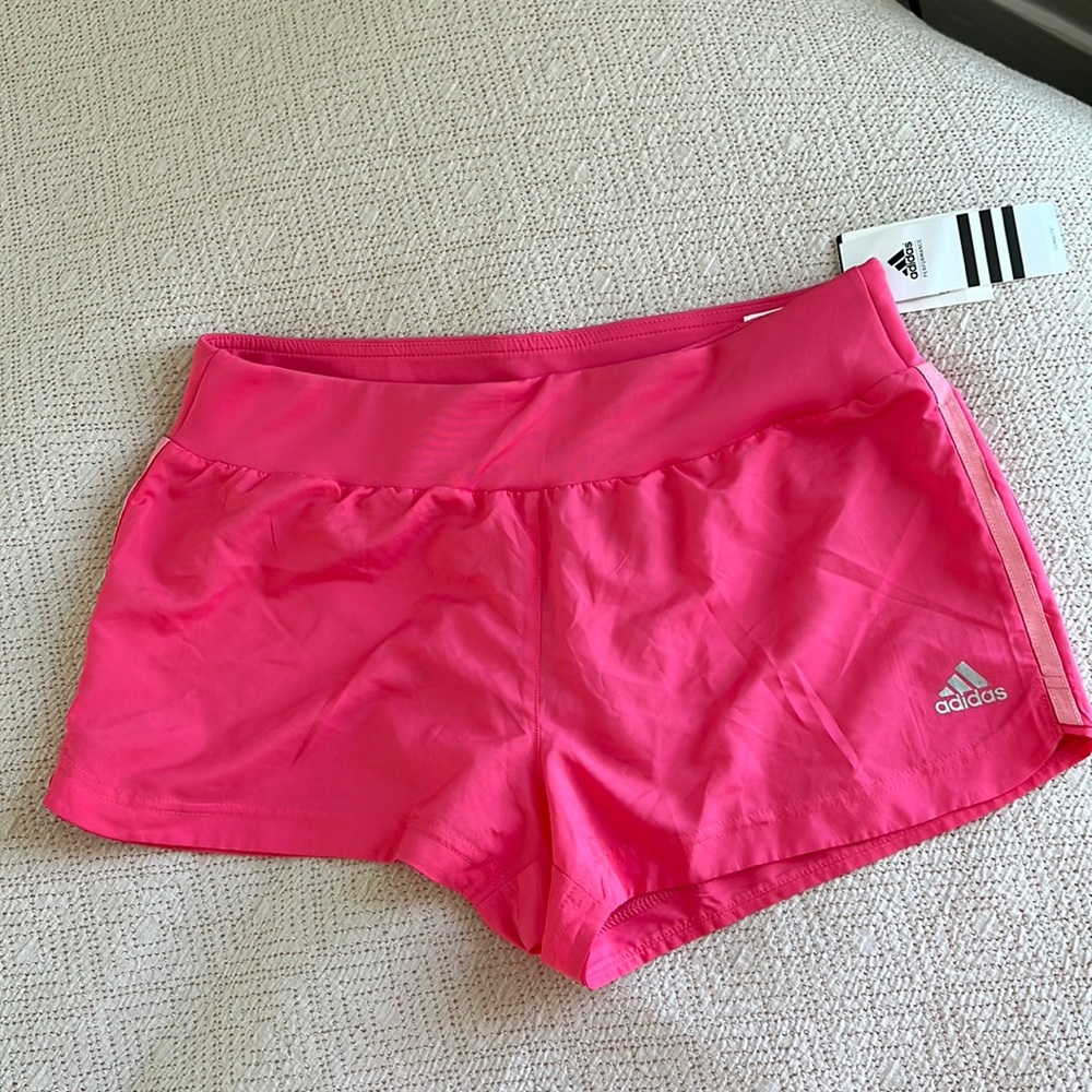 Adidas Grete short pink brand new size M